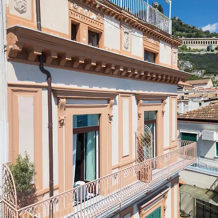 Abbraccio Boutique Retreat Амальфі