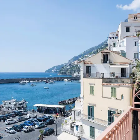 Abbraccio Boutique Retreat Oda ve Kahvaltı Amalfi