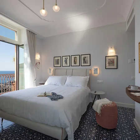 Abbraccio Boutique Retreat