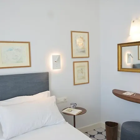 ベッド・アンド・ブレックファスト Abbraccio Boutique Retreat アマルフィ